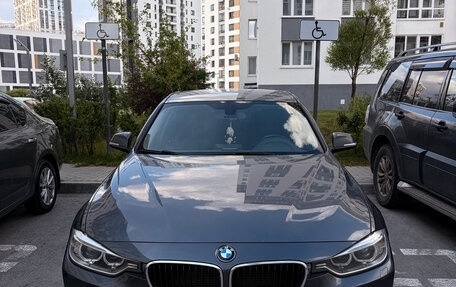 BMW 3 серия, 2013 год, 1 000 000 рублей, 1 фотография
