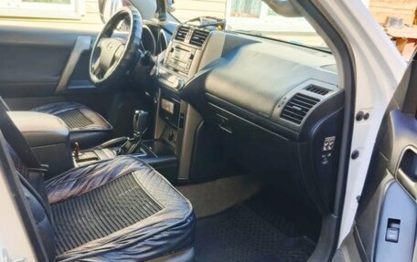 Toyota Land Cruiser Prado 150 рестайлинг 2, 2012 год, 2 800 000 рублей, 5 фотография