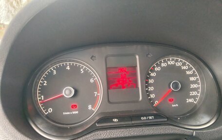 Volkswagen Polo VI (EU Market), 2012 год, 800 000 рублей, 3 фотография