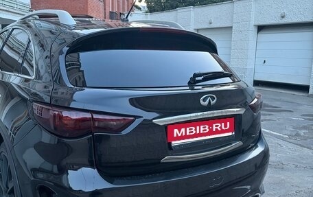 Infiniti QX70, 2017 год, 2 500 000 рублей, 3 фотография