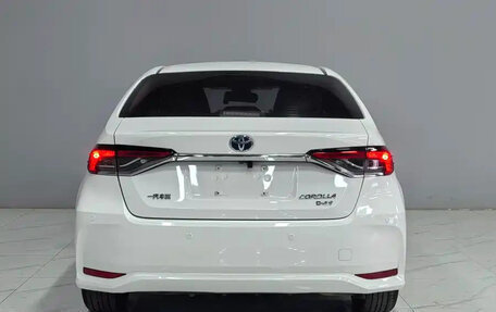 Toyota Corolla, 2023 год, 1 350 000 рублей, 4 фотография