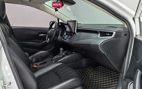 Toyota Corolla, 2023 год, 1 350 000 рублей, 8 фотография