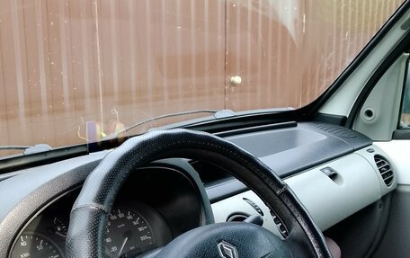 Renault Kangoo II рестайлинг, 2004 год, 250 000 рублей, 5 фотография