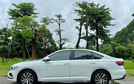 Volkswagen Lavida, 2023 год, 1 602 000 рублей, 6 фотография
