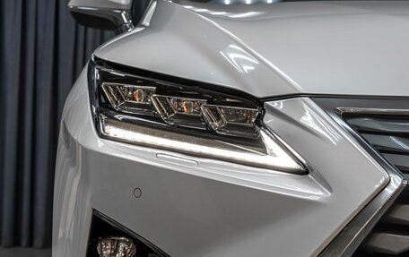Lexus RX IV рестайлинг, 2019 год, 4 725 000 рублей, 6 фотография