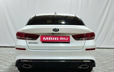 KIA Optima IV, 2018 год, 1 800 000 рублей, 6 фотография