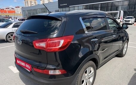 KIA Sportage III, 2011 год, 1 000 000 рублей, 3 фотография