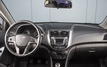 Hyundai Solaris II рестайлинг, 2014 год, 1 170 000 рублей, 10 фотография