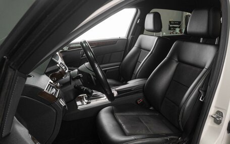 Mercedes-Benz E-Класс, 2011 год, 1 899 000 рублей, 17 фотография