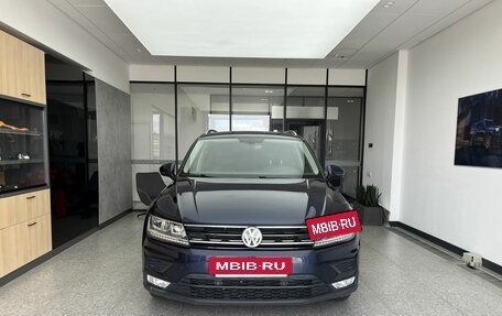 Volkswagen Tiguan II, 2017 год, 1 850 000 рублей, 2 фотография