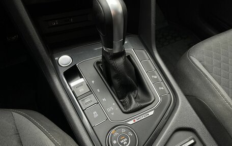 Volkswagen Tiguan II, 2017 год, 1 850 000 рублей, 11 фотография