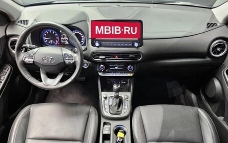 Hyundai Kona I, 2022 год, 1 610 000 рублей, 5 фотография