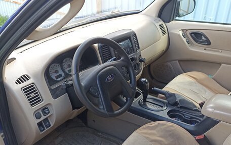 Ford Escape II, 2004 год, 300 000 рублей, 8 фотография