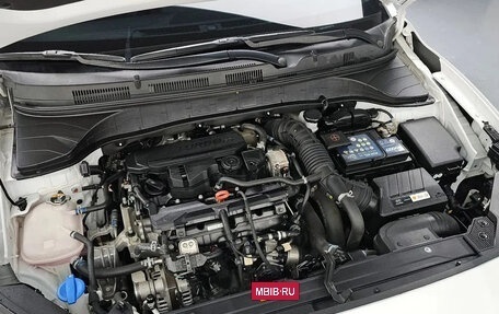 Hyundai Kona I, 2022 год, 1 900 000 рублей, 13 фотография
