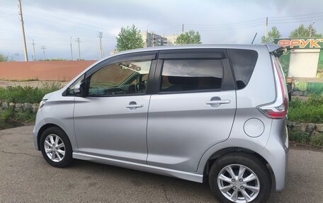 Mitsubishi eK Custom I, 2016 год, 600 000 рублей, 2 фотография