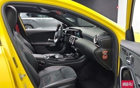 Mercedes-Benz A-Класс AMG, 2023 год, 5 900 000 рублей, 17 фотография