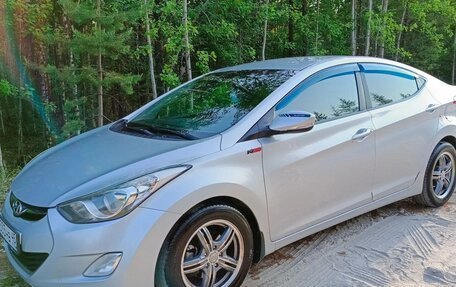 Hyundai Elantra V, 2013 год, 950 000 рублей, 1 фотография