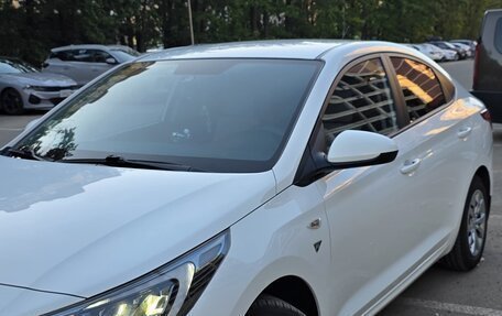 Hyundai Solaris II рестайлинг, 2020 год, 1 650 000 рублей, 5 фотография