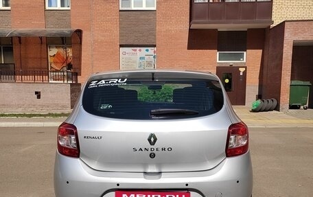 Renault Sandero II рестайлинг, 2015 год, 880 000 рублей, 3 фотография