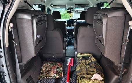 Honda Freed II, 2018 год, 1 650 000 рублей, 13 фотография