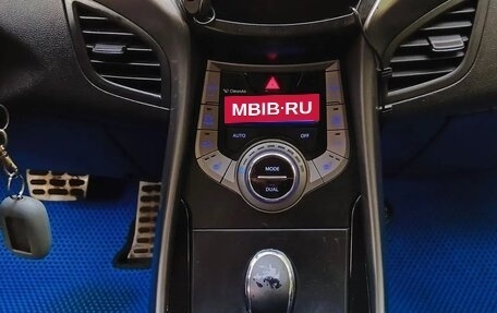 Hyundai Elantra V, 2013 год, 950 000 рублей, 7 фотография
