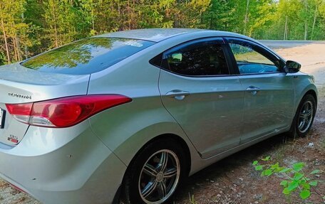 Hyundai Elantra V, 2013 год, 950 000 рублей, 14 фотография