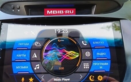Hyundai Elantra V, 2013 год, 950 000 рублей, 8 фотография