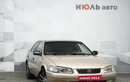 Toyota Camry, 1998 год, 520 000 рублей, 3 фотография