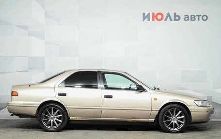 Toyota Camry, 1998 год, 520 000 рублей, 8 фотография
