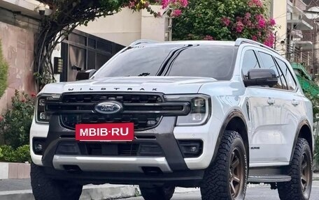 Ford Everest, 2023 год, 4 700 000 рублей, 2 фотография