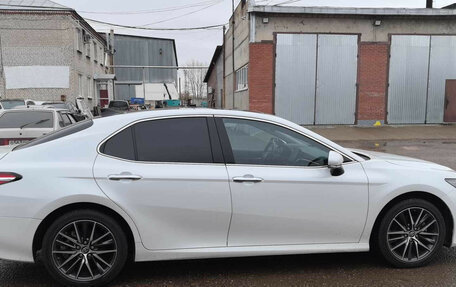 Toyota Camry, 2022 год, 3 496 000 рублей, 3 фотография