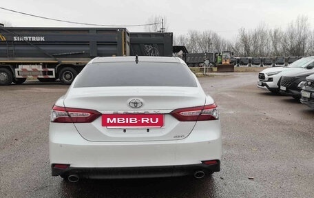 Toyota Camry, 2022 год, 3 496 000 рублей, 5 фотография