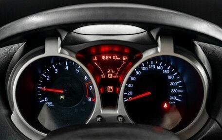 Nissan Juke II, 2013 год, 850 000 рублей, 11 фотография