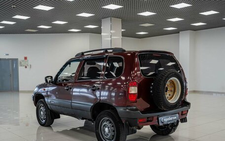 Chevrolet Niva I рестайлинг, 2004 год, 185 000 рублей, 4 фотография