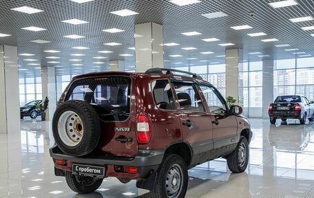 Chevrolet Niva I рестайлинг, 2004 год, 185 000 рублей, 2 фотография