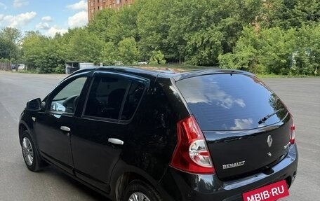 Renault Sandero I, 2013 год, 485 000 рублей, 3 фотография