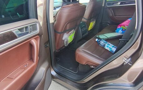 Volkswagen Touareg III, 2011 год, 2 000 000 рублей, 9 фотография