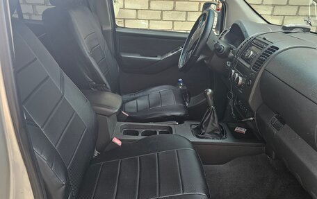 Nissan Navara (Frontier), 2007 год, 1 100 000 рублей, 9 фотография