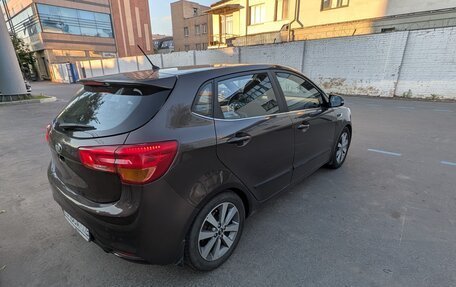 KIA Rio III рестайлинг, 2015 год, 940 000 рублей, 5 фотография