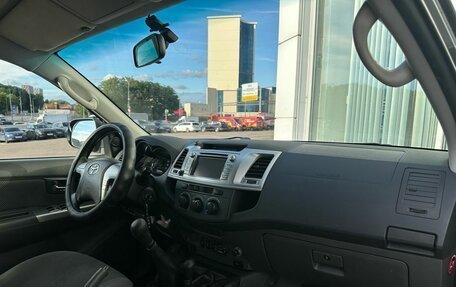Toyota Hilux VII, 2013 год, 1 900 000 рублей, 8 фотография