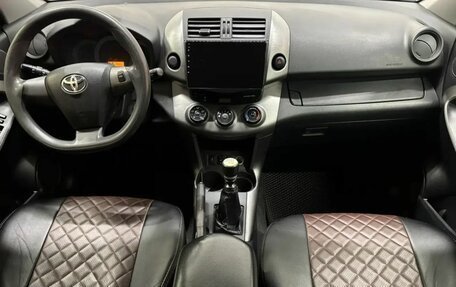 Toyota RAV4, 2012 год, 1 099 000 рублей, 7 фотография