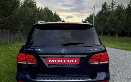 Mercedes-Benz GLE, 2018 год, 3 200 000 рублей, 3 фотография