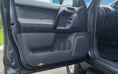 Toyota Land Cruiser Prado 150 рестайлинг 2, 2010 год, 2 600 000 рублей, 18 фотография