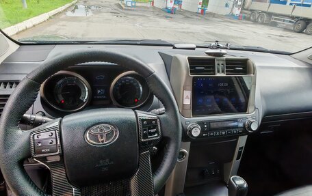 Toyota Land Cruiser Prado 150 рестайлинг 2, 2010 год, 2 600 000 рублей, 28 фотография