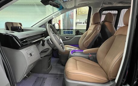 Hyundai Staria, 2024 год, 7 500 000 рублей, 25 фотография