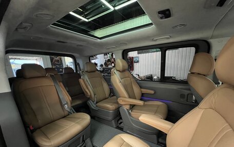 Hyundai Staria, 2024 год, 7 500 000 рублей, 28 фотография