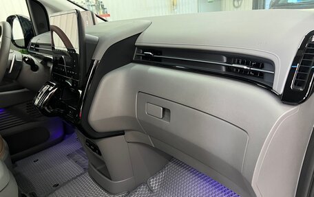 Hyundai Staria, 2024 год, 7 500 000 рублей, 31 фотография