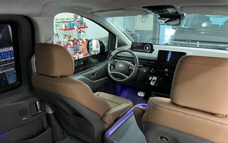 Hyundai Staria, 2024 год, 7 500 000 рублей, 30 фотография