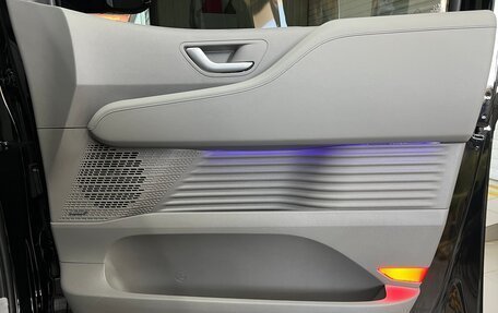 Hyundai Staria, 2024 год, 7 500 000 рублей, 32 фотография