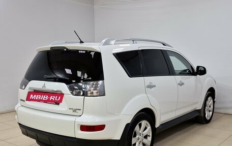 Mitsubishi Outlander III рестайлинг 3, 2017 год, 1 925 000 рублей, 5 фотография